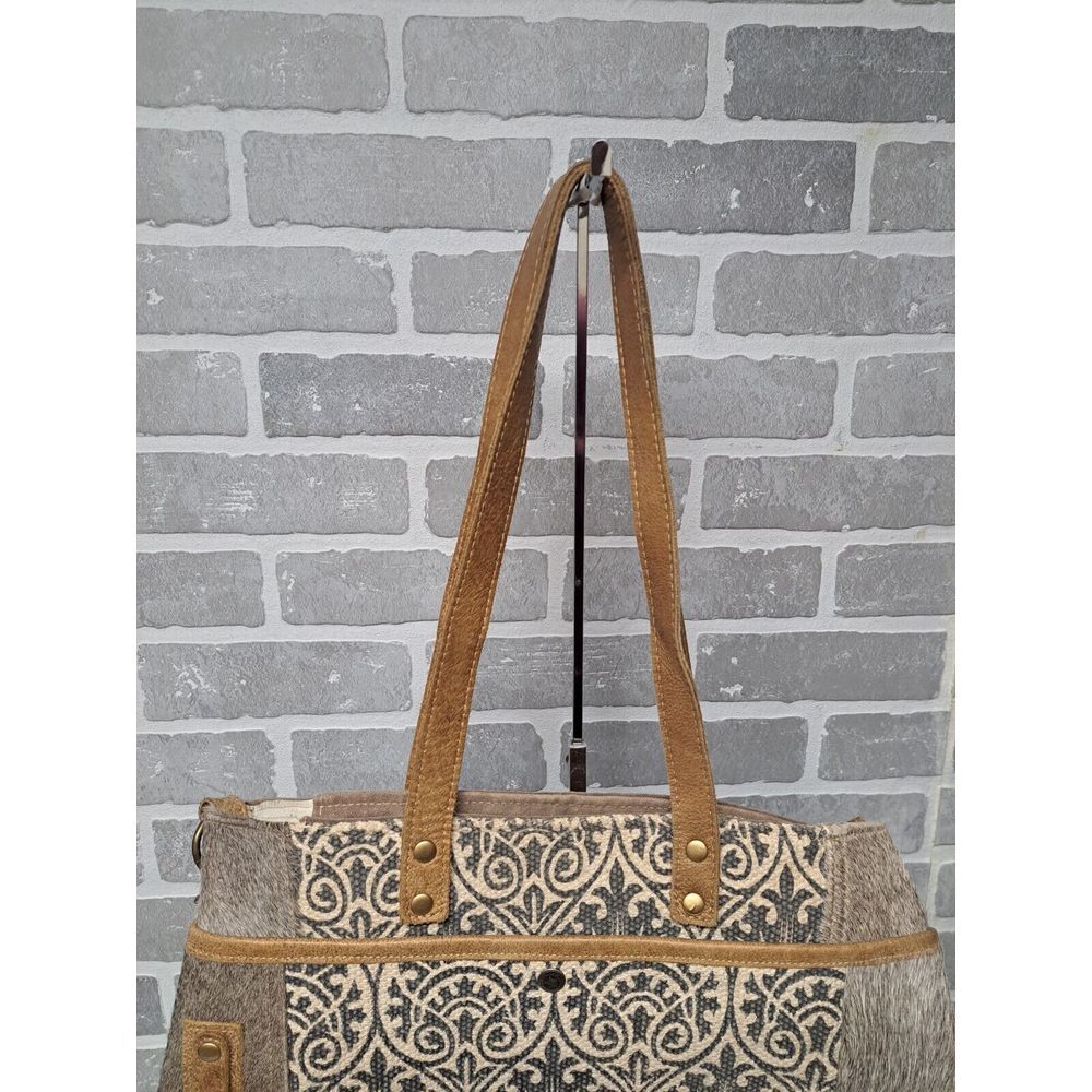 Myra Bag Women Ace Opcycled Canvas & Cowhide Messenger Large Crossbody Bag - Picture 3 of 16